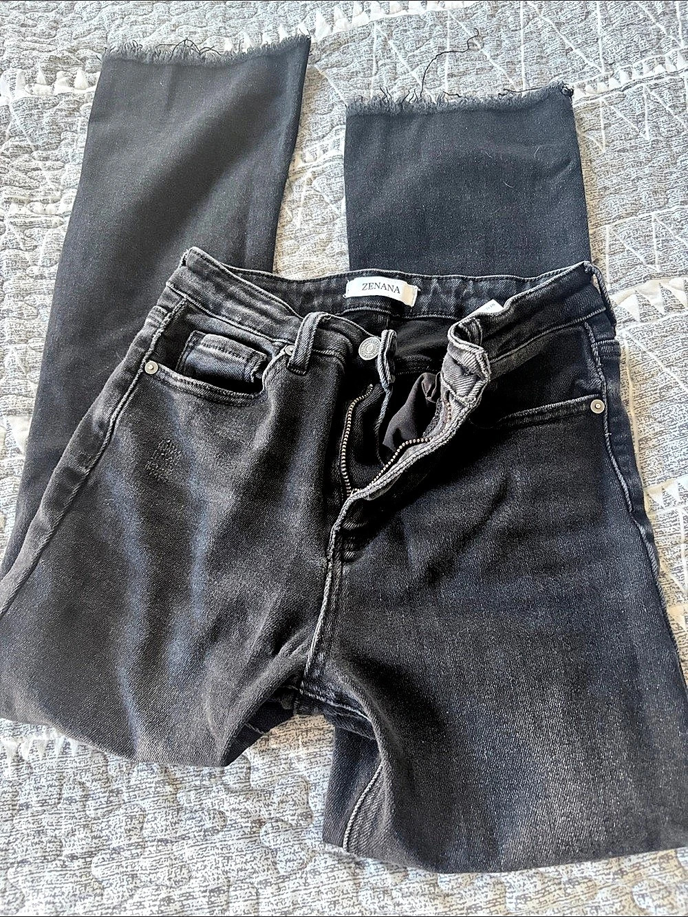 Zenana High Rise KanCan Straight fit black Jeans Waist 26